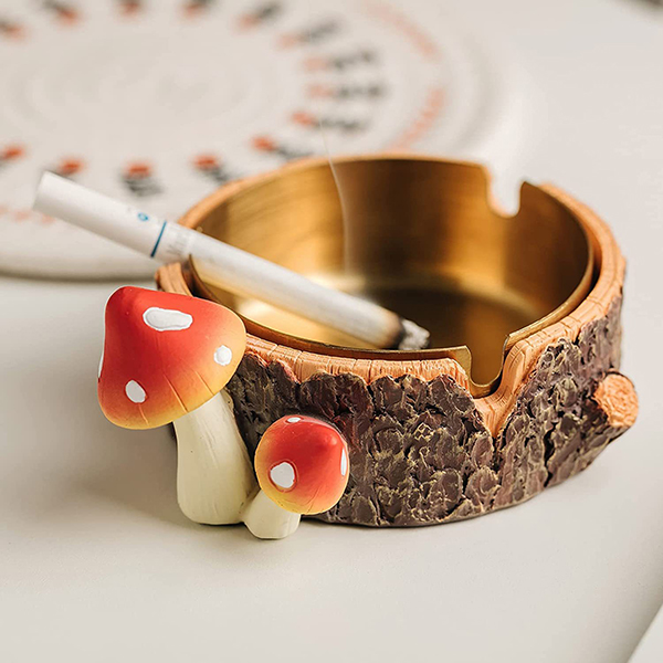 Cute Mushroom Ashtray with Stainless Steel Tray for Cigarette Cute Mushroom Ashtray with Stainless Steel Tray for Cigarette